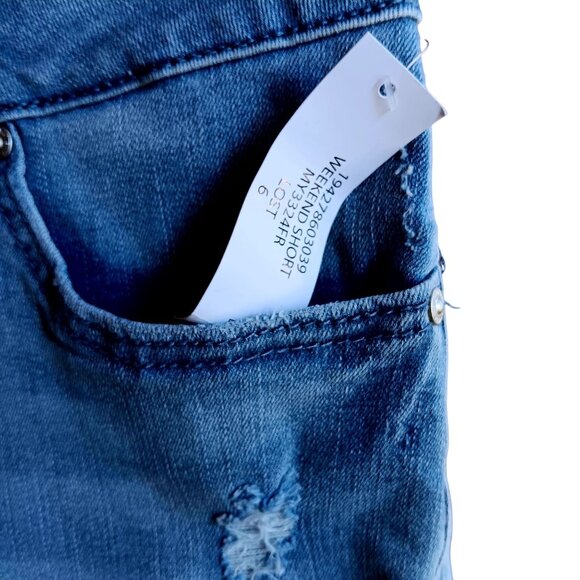 Seven7 Womens 5" Inseam Weekend Denim Shorts Size 6 Fray Hem Light Wash $59 NWT - Picture 4 of 5
